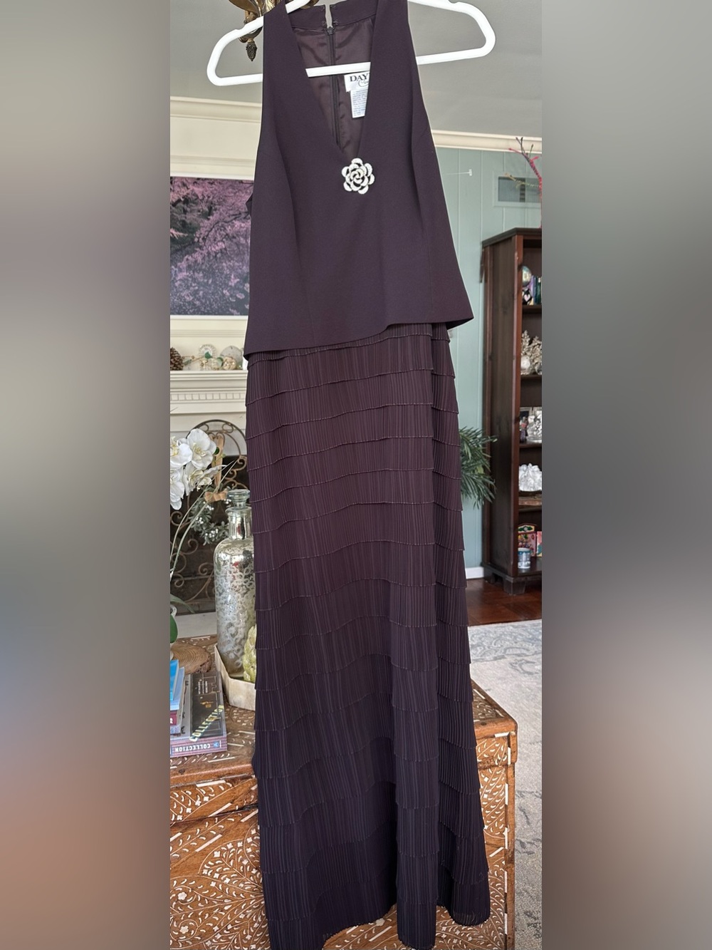 Sz 12 Daymor Couture Deep Brown Halter Fitted Evening Gown